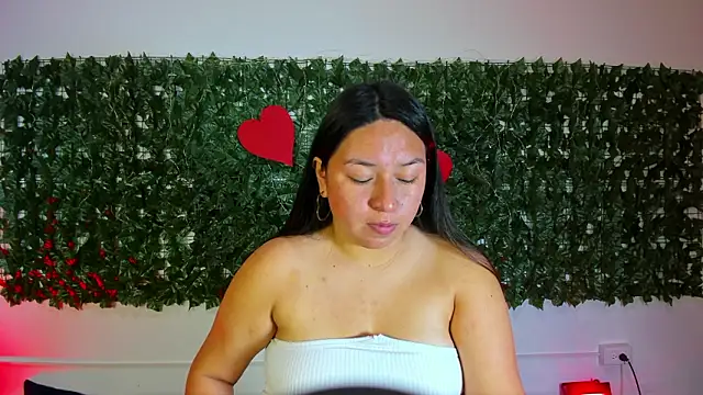 BellaRoux1 online show from 02-18-26, 12:12