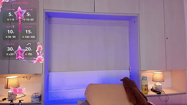 LilyWhitney online show from 11-15-25, 04:10