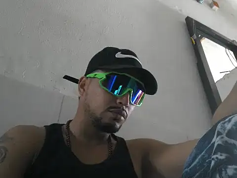 Snapshot of Chingasexo chatting on 02-28-26, 08:43 Chingasexo online show from 02-28-26, 08:43