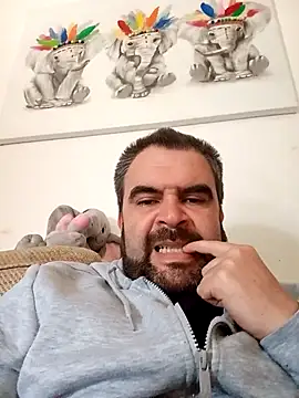 HairypapaK online show from 04-22-26, 12:18