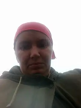 Snapshot of Romashka33011 chatting on 10-03-25, 05:15 Romashka33011 online show from 10-03-25, 05:15