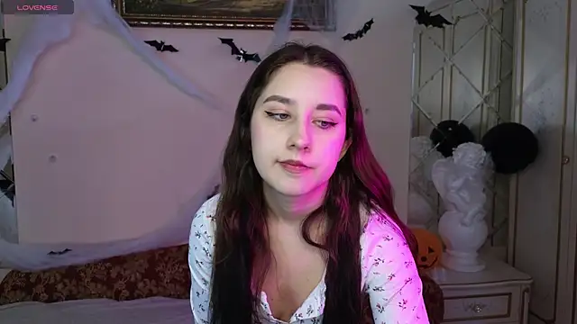 Snapshot of Eva_Maller chatting on 11-01-25, 04:47 Eva Maller online show from 11-01-25, 04:47