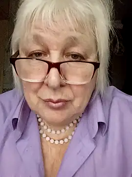 Alexia64231 online show from 11-17-25, 07:14