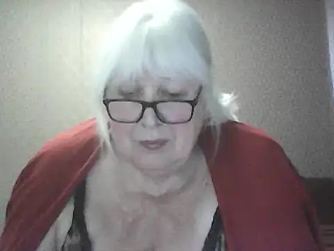 Snapshot of Alexia64231 chatting on 04-27-26, 02:59 Alexia64231 online show from 04-27-26, 02:59