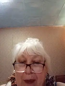 Snapshot of Alexia64231 chatting on 06-22-26, 02:57 Alexia64231 online show from 06-22-26, 02:57