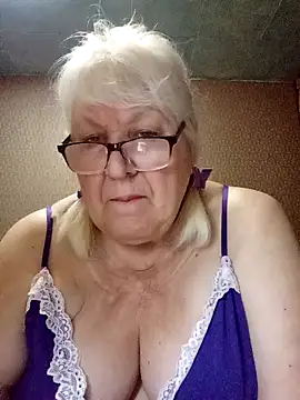 Snapshot of Alexia64231 chatting on 06-26-26, 10:58 Alexia64231 online show from 06-26-26, 10:58