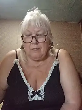 Snapshot of Alexia64231 chatting on 07-07-26, 09:41 Alexia64231 online show from 07-07-26, 09:41