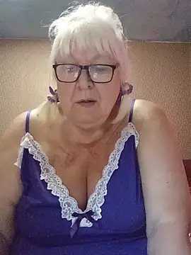 Snapshot of Alexia64231 chatting on 07-12-26, 03:30 Alexia64231 online show from 07-12-26, 03:30