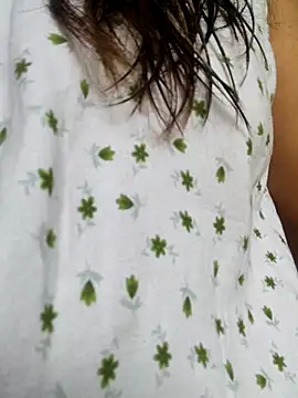 Snapshot of Bhabi-Hot0 chatting on 11-21-25, 06:12 Bhabi-Hot0 online show from 11-21-25, 06:12