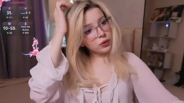 peachii meow online show from 04-17-26, 04:32