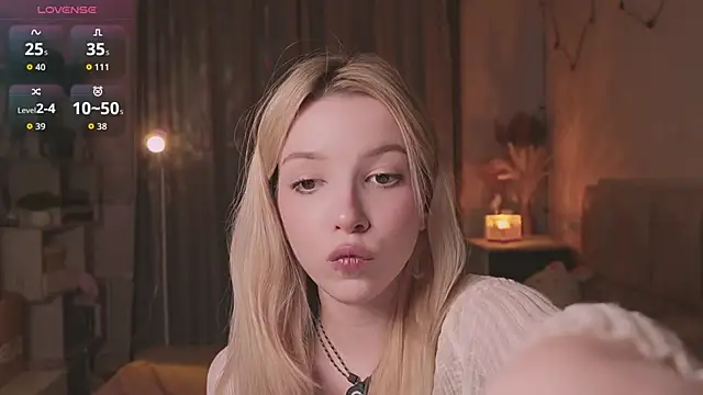 Snapshot of peachii_meow chatting on 08-07-26, 01:46 peachii meow online show from 08-07-26, 01:46