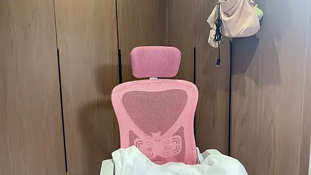 Lilium-520 online show from 11-03-25, 10:27