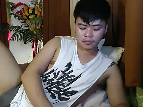 hot emman online show from 02-26-26, 11:59