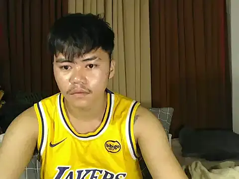 hot emman online show from 03-31-26, 02:35