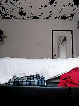 Snapshot of oxxy_jean chatting on 06-16-26, 12:19 oxxy jean online show from 06-16-26, 12:19
