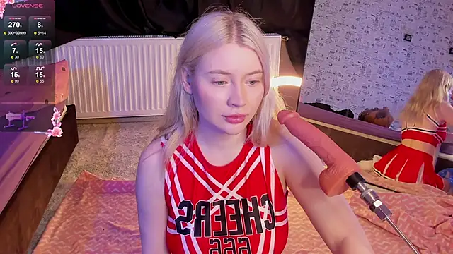 Lillie Berry online show from 02-17-26, 04:42