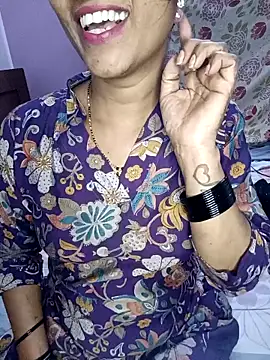 Snapshot of Mysore_Mallika chatting on 10-04-25, 04:27 Mysore Mallika online show from 10-04-25, 04:27