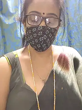 Snapshot of sweet-lotus chatting on 07-06-26, 04:53 sweet-lotus online show from 07-06-26, 04:53