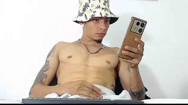 Daniel laverde online show from 10-28-25, 07:16