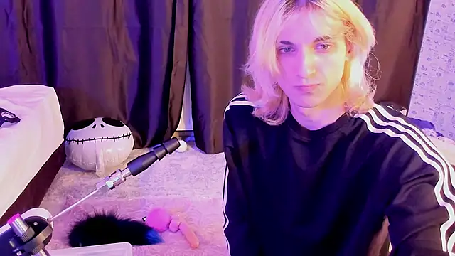 Anjela Botton online show from 11-06-25, 06:09