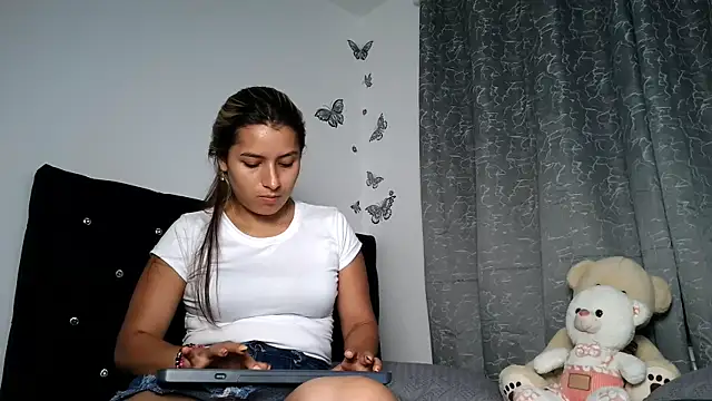 abella-lemus online show from 12-15-25, 12:15