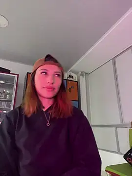 Snapshot of AriaBliss- chatting on 09-14-25, 04:11 AriaBliss- online show from 09-14-25, 04:11