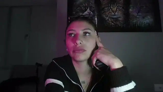 Snapshot of AriaBliss- chatting on 10-10-25, 07:40 AriaBliss- online show from 10-10-25, 07:40