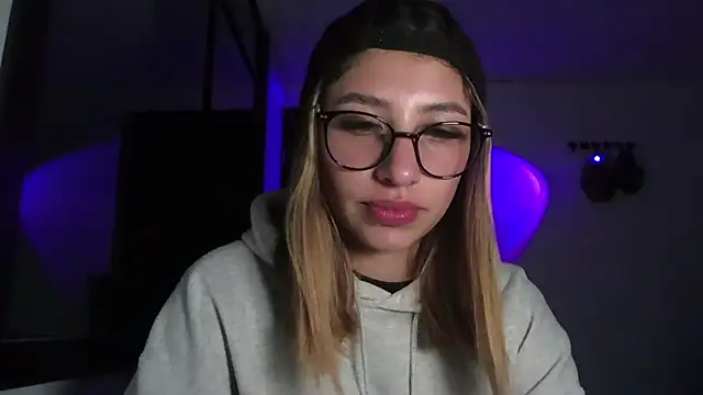 AriaBliss- online show from 11-14-25, 08:13