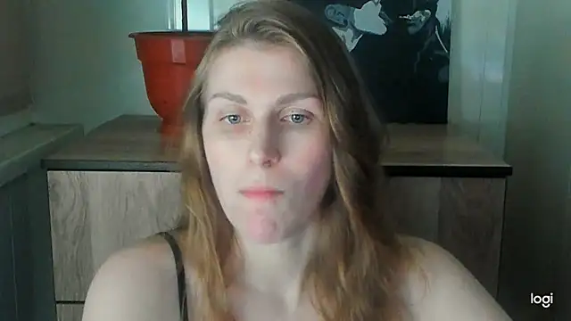 Snapshot of JuliaMuuun chatting on 07-04-26, 11:22 JuliaMuuun online show from 07-04-26, 11:22