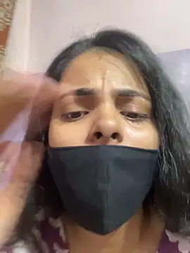Snapshot of Sandhya_77 chatting on 06-11-26, 03:26 Sandhya 77 online show from 06-11-26, 03:26