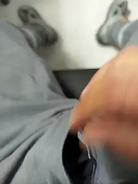 Snapshot of mkkdsbahadr chatting on 11-10-25, 01:43 mkkdsbahadr online show from 11-10-25, 01:43