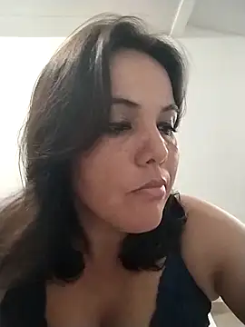 Bellapotencia1985 online show from 11-01-25, 09:44