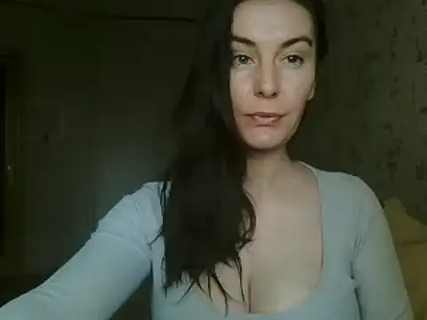 Snapshot of KatalinaQE chatting on 09-26-25, 07:23 KatalinaQE online show from 09-26-25, 07:23