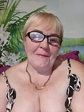 Snapshot of VioletSweet5566 chatting on 11-08-25, 06:18 VioletSweet5566 online show from 11-08-25, 06:18