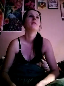 Snapshot of HardCouple33 chatting on 05-13-26, 07:11 HardCouple33 online show from 05-13-26, 07:11
