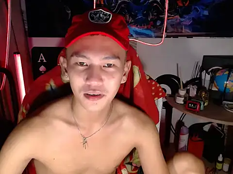 RalfAsian25 online show from 02-18-26, 03:30