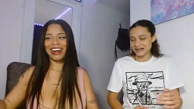 reina reina online show from 04-25-26, 05:21