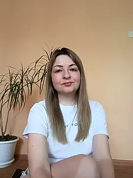 Snapshot of Kate2891 chatting on 05-15-26, 05:03 Kate2891 online show from 05-15-26, 05:03