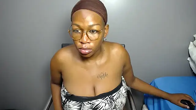 Ozimpho online show from 02-06-26, 12:48