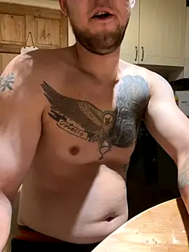 Snapshot of Mrtg1987 chatting on 11-10-25, 12:20 Mrtg1987 online show from 11-10-25, 12:20