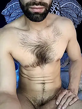 Snapshot of Enzo-wolf33 chatting on 09-27-25, 09:09 Enzo-wolf33 online show from 09-27-25, 09:09