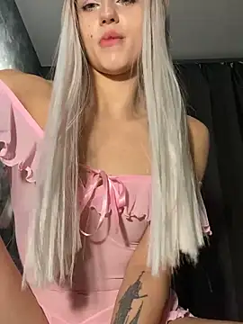 FavoriteKira online show from 11-12-25, 06:19