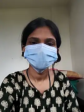 Snapshot of Shivani2002 chatting on 11-05-25, 08:25 Shivani2002 online show from 11-05-25, 08:25