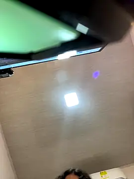 Madisom leslye online show from 09-26-25, 07:23