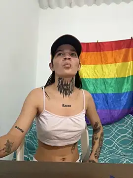 Madisom leslye online show from 10-25-25, 07:41