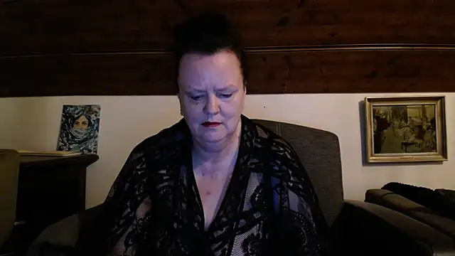 Snapshot of TiffanyMature chatting on 07-18-26, 08:12 TiffanyMature online show from 07-18-26, 08:12