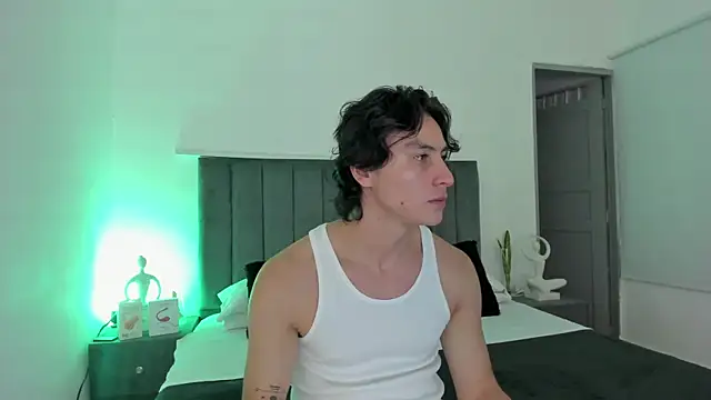 AlexanderHall online show from 09-08-25, 05:56