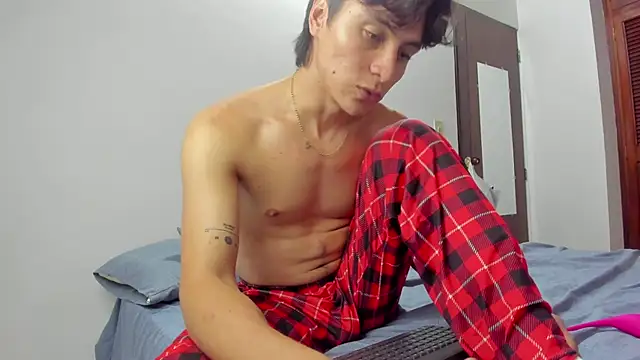 AlexanderHall online show from 12-19-25, 02:29