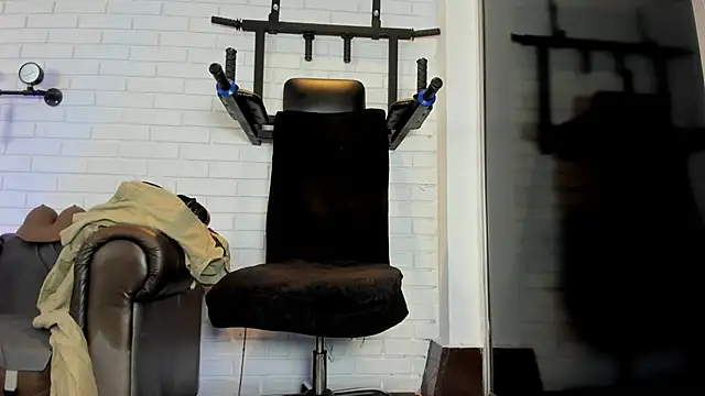 ItaloMoore online show from 10-09-25, 11:30