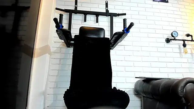 ItaloMoore online show from 04-08-26, 12:27